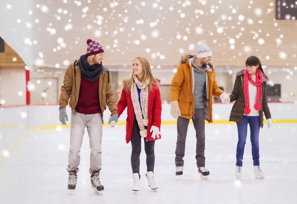 a3b0a8c304de24f594d4_Skating_6.jpg