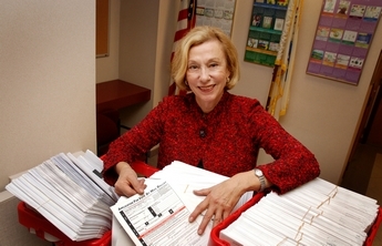 e0953428310e19f978d9_600ballots_ts2.jpg