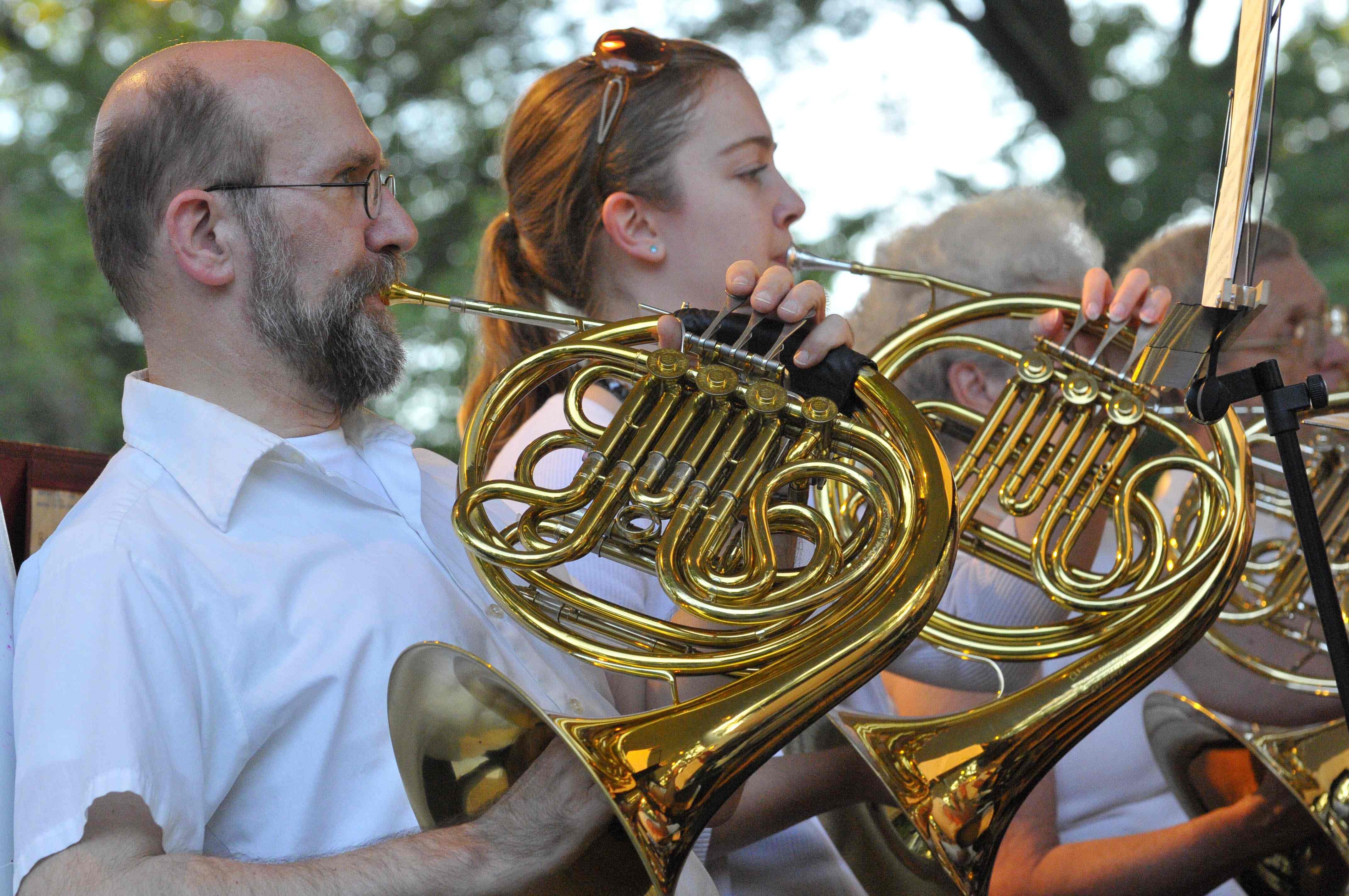 314c36b9ba6ca9439ae2_34c6156dd8cd1d95f4550f8d3f0d9d5dwcb-08-126-french-horns.jpg