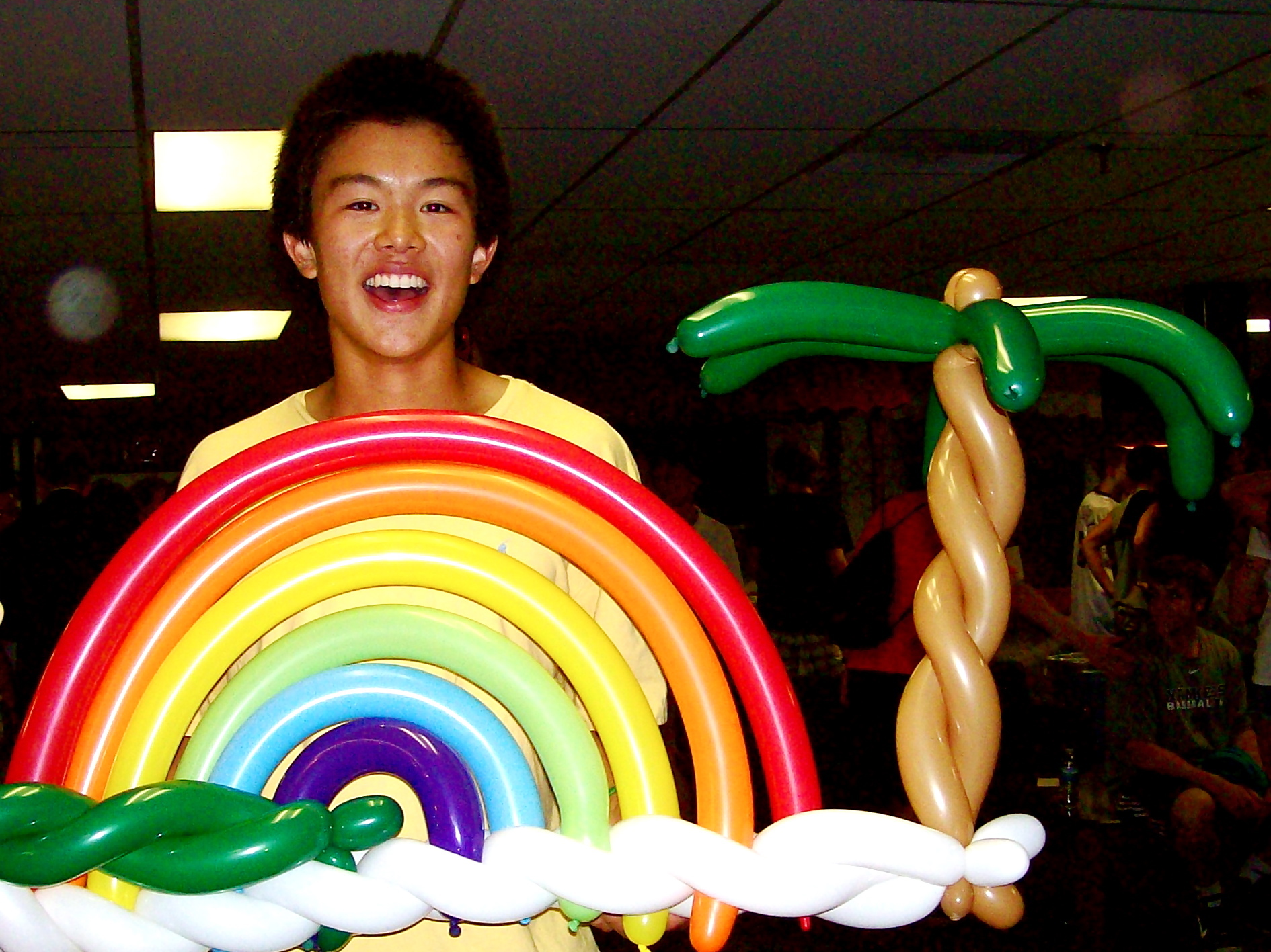591313b8ede4cbdd46ed_0745a3abaab5b50b9f3aa79e666d7e48balloons-by-magic-bob.jpg